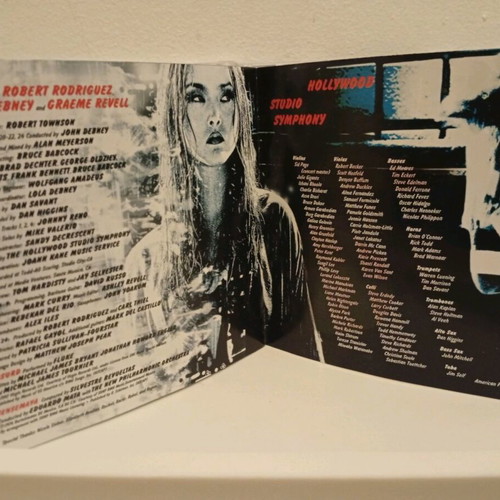 Sin City Original Motion Picture Soundtrack CD used, electronic