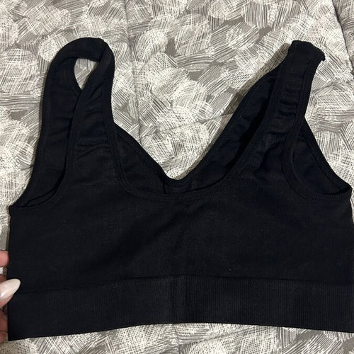 Black sports mustaki like new, two pieces