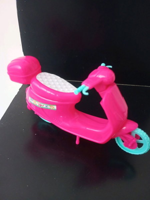 Scooter μηχανή για κούκλες μεταχειρισμένη