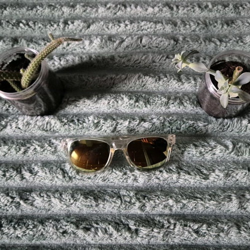 Sunglasses like new, one size