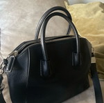 Givenchy Antigona Small Leather Bag black, like new, handheld