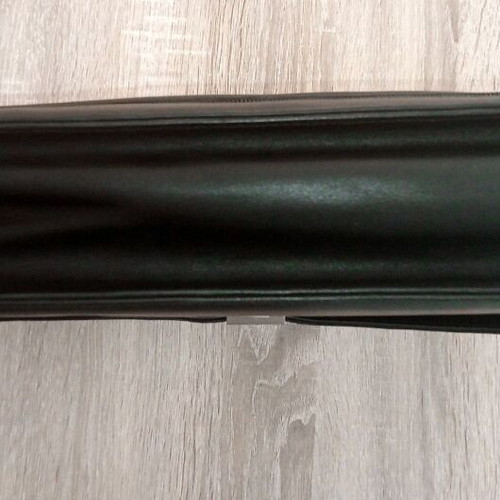 Wall Street leather briefcase hand/shoulder like new, black