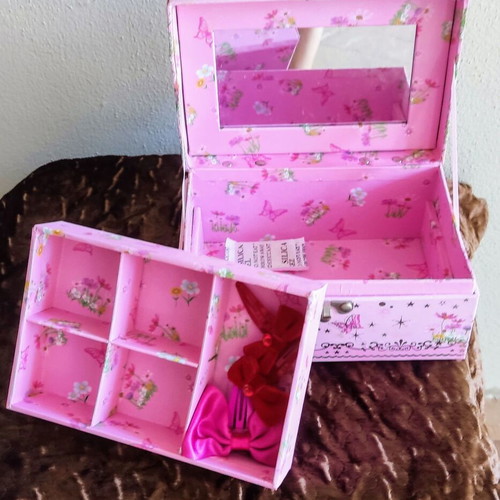 Pink jewelry box