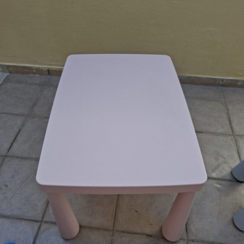 Ikea children's table with two chairs used, good condition