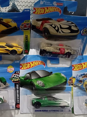 Αυτοκινητάκια Hot Wheels καινούργια, σετ 5