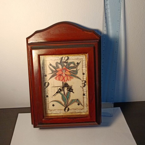 Wall clock used with key holder