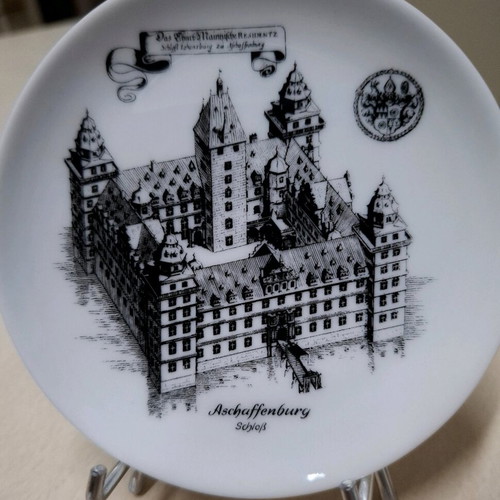 Vintage Kaiser porcelain coasters new, 10cm diameter