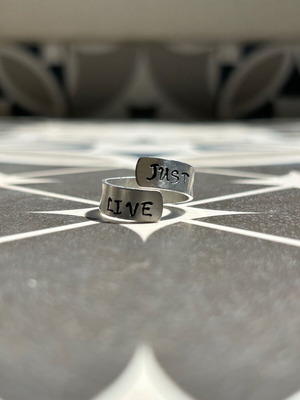 Just Live adjustable unisex ring used, silver color
