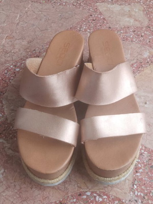 Sandals used, size 39, white and beige