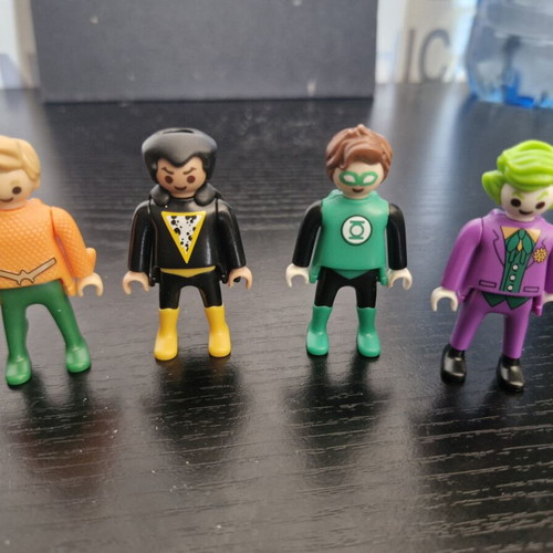 Playmobil lot of 4 superhero figures