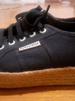 Γυναικεία παπούτσια Superga