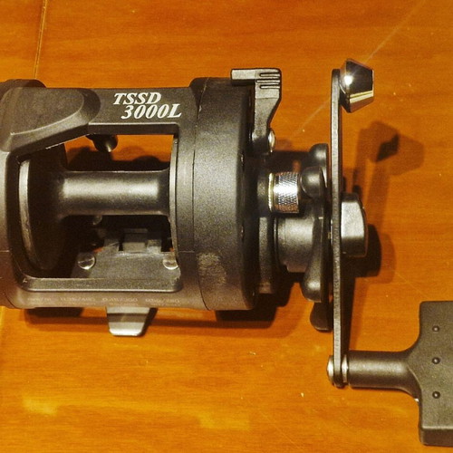 Fishing reel horizontal drum 3000 new