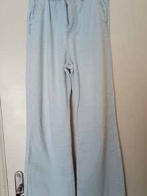 H&M jeans for girl 10-11 years like new