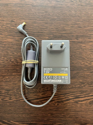 Genuine Sony PlayStation PSone SCPH-114 power supply like new