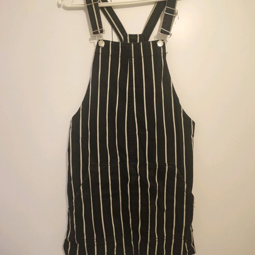 Stradivarius medium striped black and white salopette dress like new
