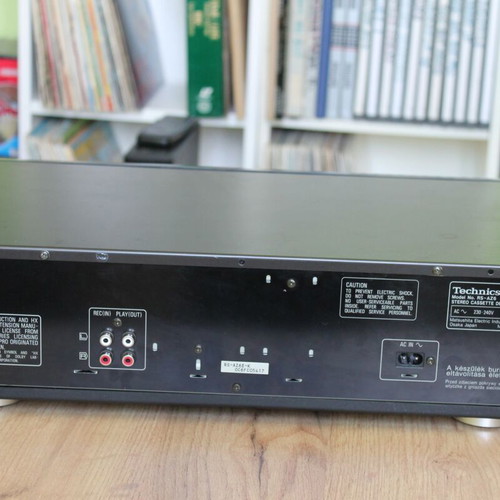 Technics RS-AZ6 cassette deck like new, mono sound