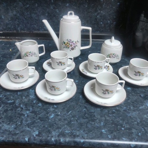 Vintage coffee set Bulgarian porcelain Kltka like new