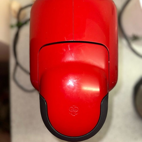 Bosch Tassimo coffee maker red like new