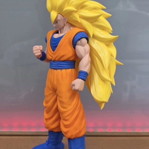 Goku Super Saiyan 3 figure 24cm new