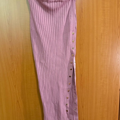 Ribbed pink skirt like new with buttons, size S