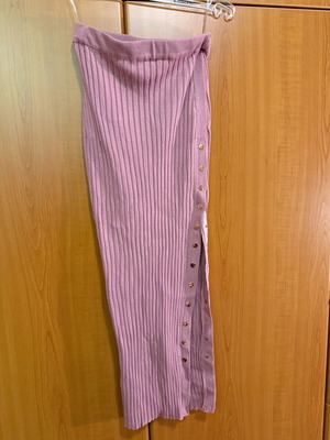 Ribbed pink skirt like new with buttons, size S
