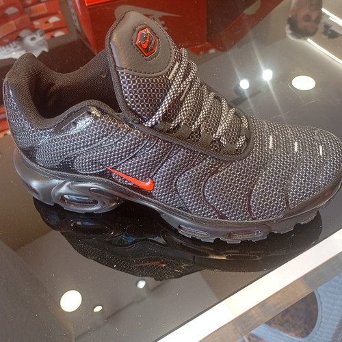 Nike athletic shoes new, comfortable and lightweight