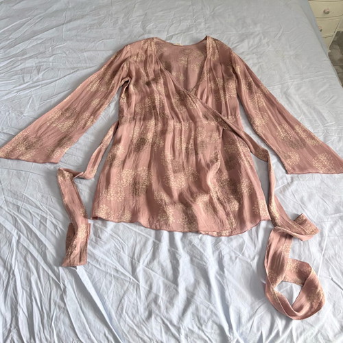Long shirt size S like new