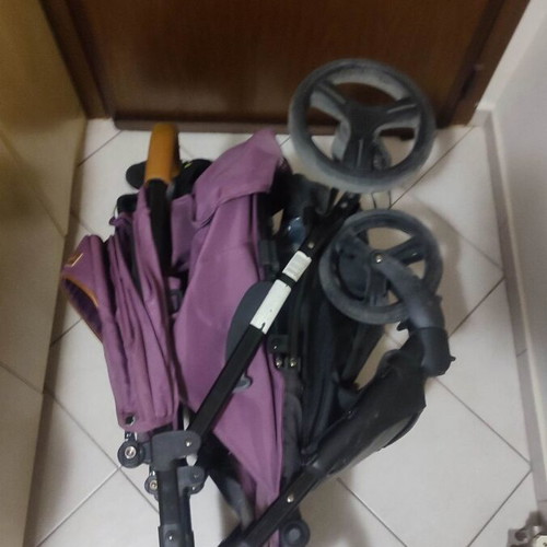 Chipolino twin stroller with accessories
