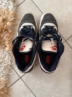 Nike Air Max Ltd sneakers used, size 46, white and blue