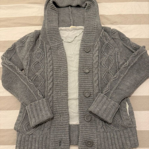 Knitted cardigan Oysho with buttons and hood, like new, size M