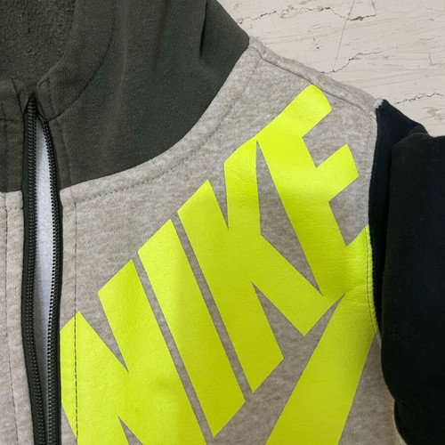 Nike jacket size M like new, green