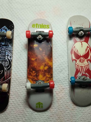 Fingerboard Tech Deck collectible used, pack of 3 pieces
