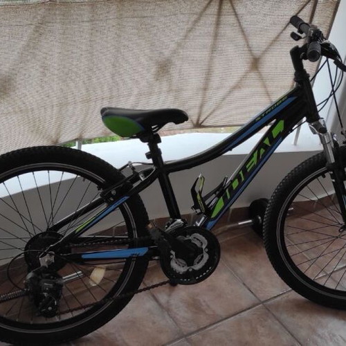 Ideal Strobe 24” Mountain Bike like new, aluminum frame, V-brakes