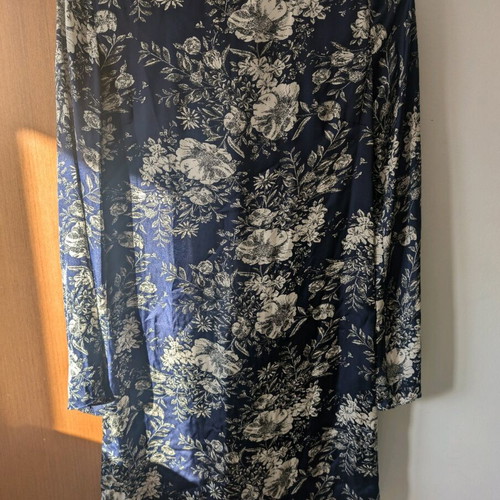 Anna Riska floral dress small like new, midi blue