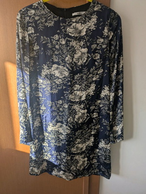 Anna Riska floral dress small like new, midi blue