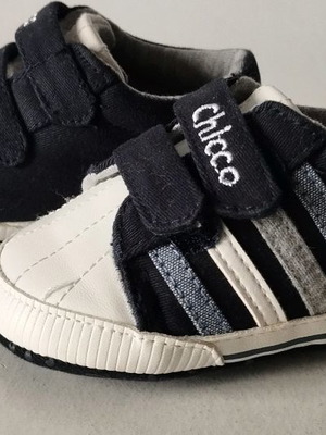 Chicco baby shoes used no. 19