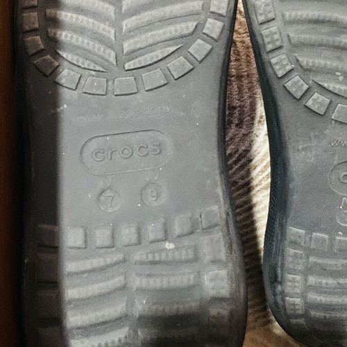 Crocs sandals size 40 like new, black