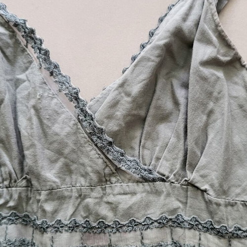 Vintage khaki dress with lace like new, fits S M L