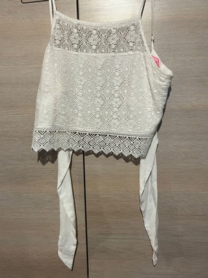 Pink Woman sleeveless top like new, size S, white