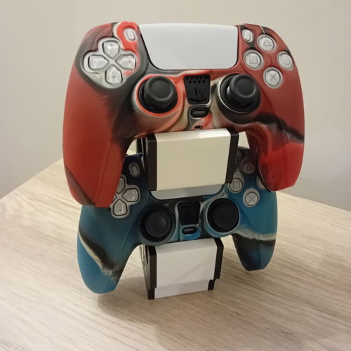 Dual PS5 controller holder new, durable plastic