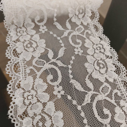 Lace fabric like new, strip 14cm x 1.5m, sugar color