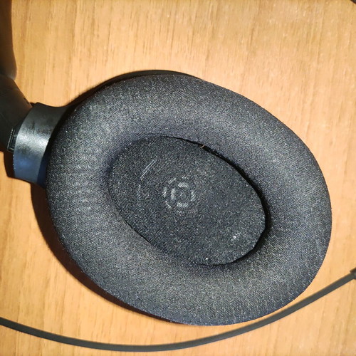 Razer Barracuda X used wired gaming headphones