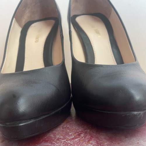Claudia Mare women's leather pumps size 39 like new, black