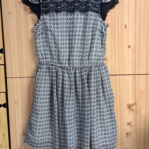 Cocktail dress Atmosphere new, black and white with lace bust