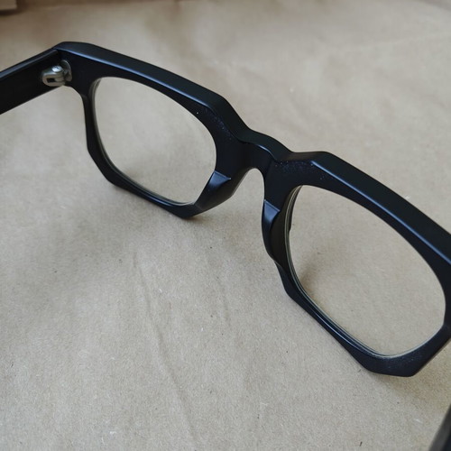 Kuboraum Maske K12 handmade black horn frame model 2014, like new