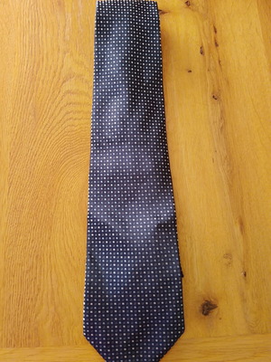 Calvin Klein silk tie like new, blue