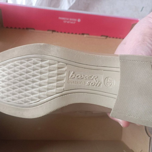 Boxer women's leather shoes size 37 new beige
