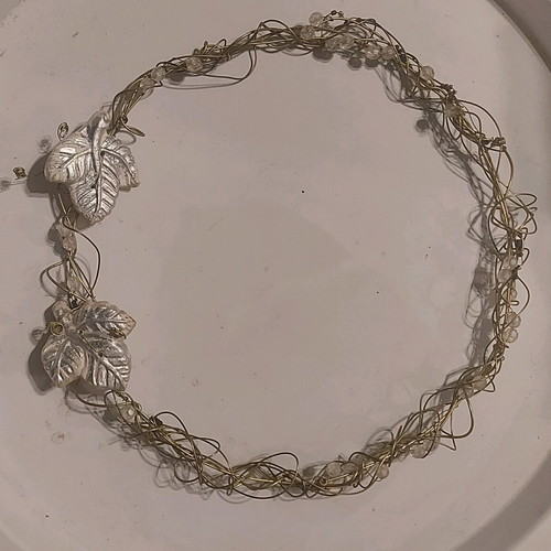 Decorative wreath handmade wire new