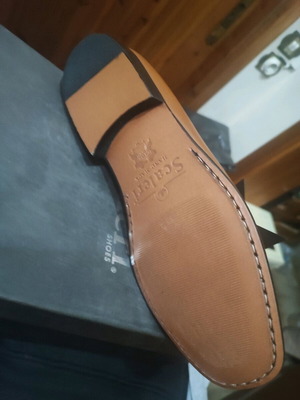 Leather shoe new, brown
