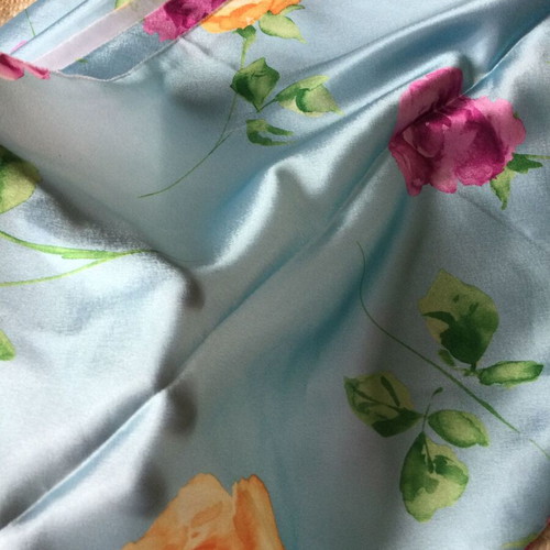 Satin fabric with floral pattern new, 1.5m x 1.5m